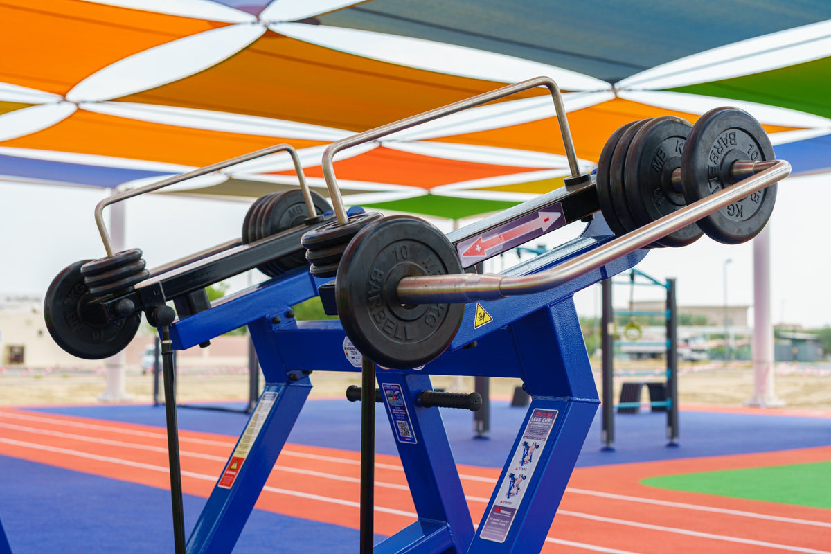 StreetBarbell VLS változtatható súlytárcsás terhelési rendszer kültéri erőgépen